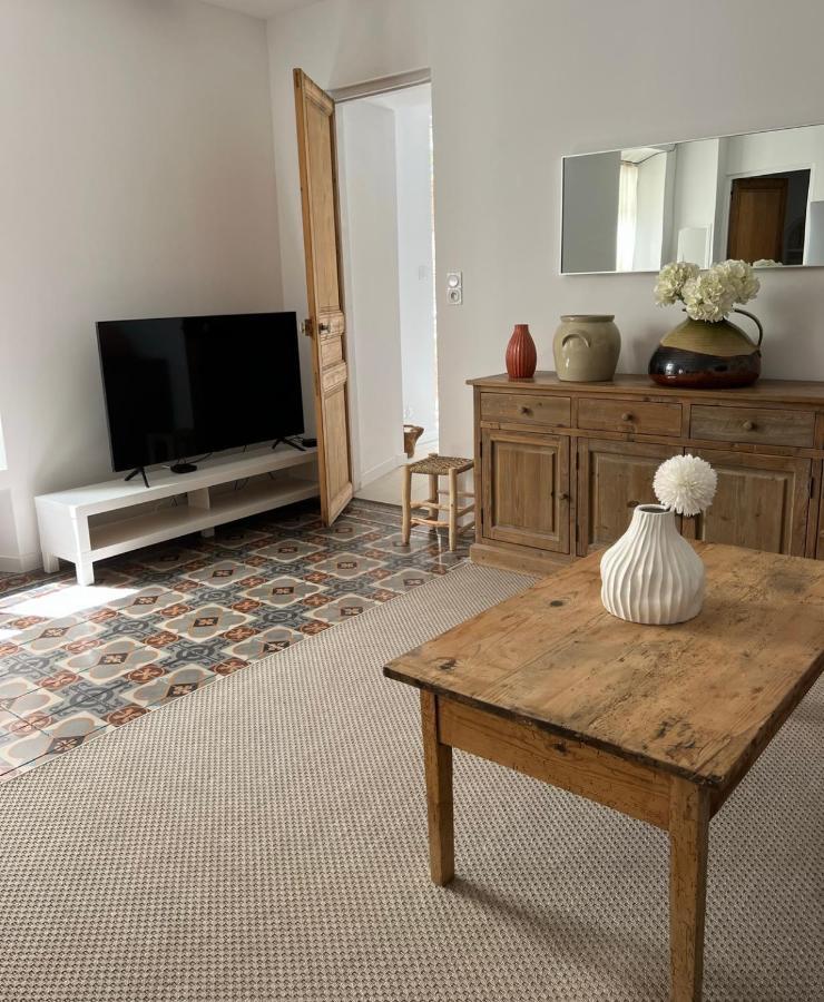 Casa Andrea Appartement Tout A Pied Avec Grand Jardin 사나리쉬르메르 외부 사진